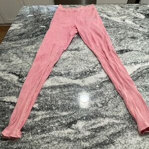 Magnolia Boutique pink soft ribbed leggings